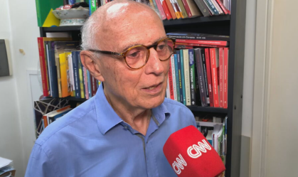 Consenso sobre Marta deve ser feito após debate, diz Suplicy à CNN