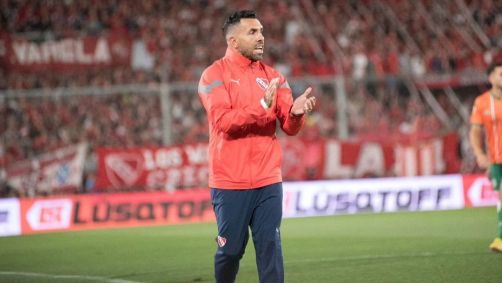 Tevez em jogo do Independiente