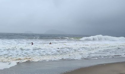 Marinha alerta para ondas de até 2,5 metros no litoral de SP e RJ; entenda