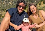 Viih Tube mostra a filha Lua com camiseta de "irmã incrível"