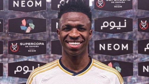 Vini Jr. foi eleito melhor em campo no clássico contra o Barcelona; ele marcou três gols