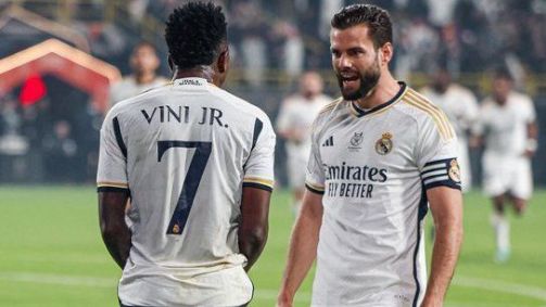 Vini Jr e o capitão Nacho
