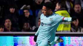 Vitor Roque pelo Barcelona