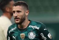 Palmeiras alinha renovação com Zé Rafael com valorização salarial