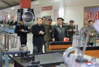 Líder da Coreia do Norte supervisiona teste de míssil terra-mar, diz KCNA