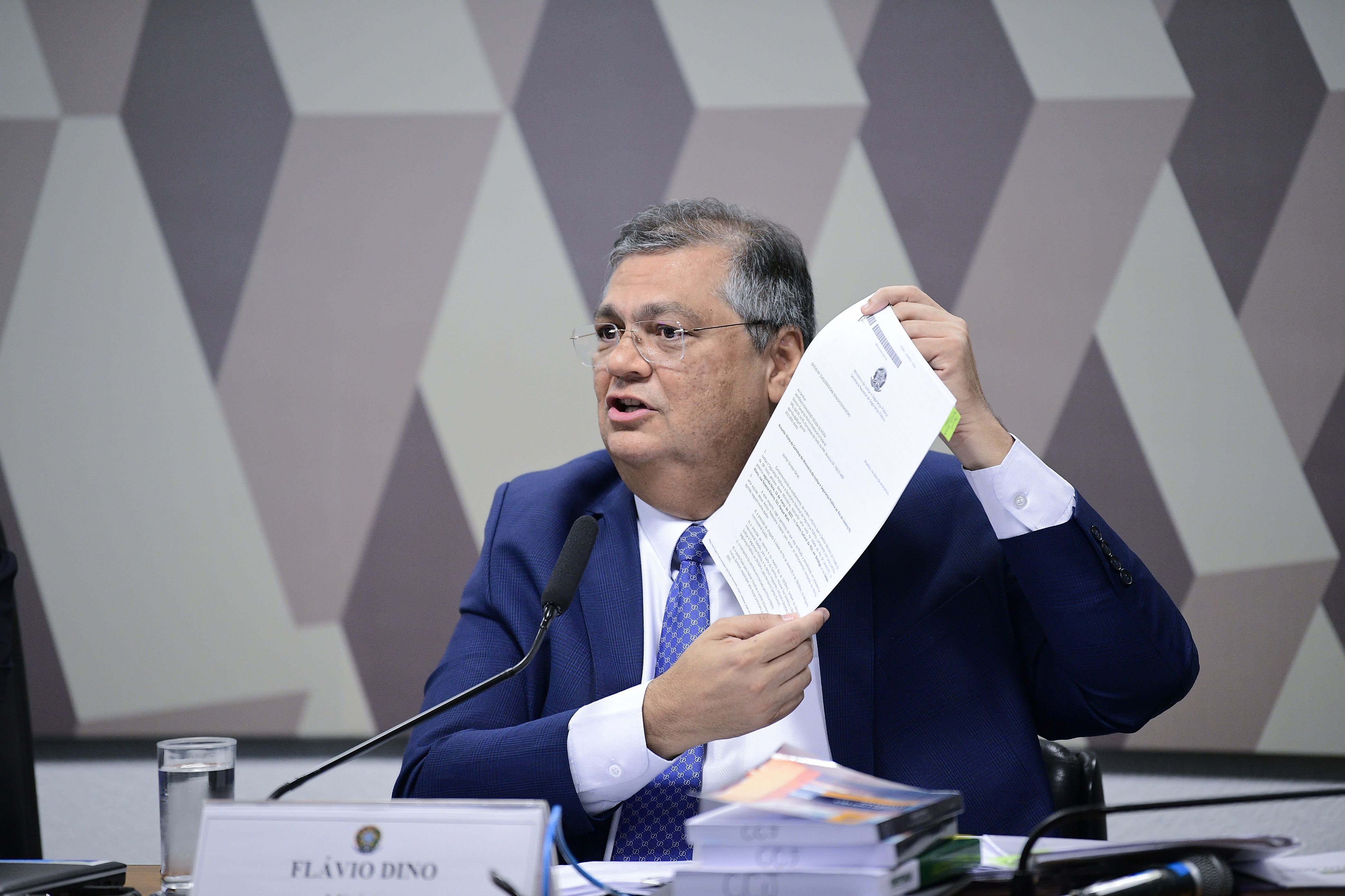Flávio Dino durante sabatina na Comissão de Constituição e Justiça do Senado