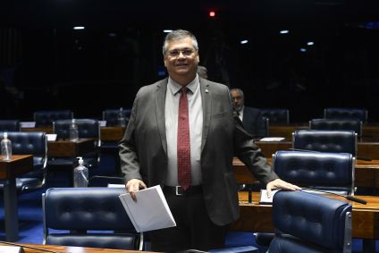 O senador Flávio Dino (PSB-MA), futuro ministro do STF, participou de sessão nesta quarta-feira (7)