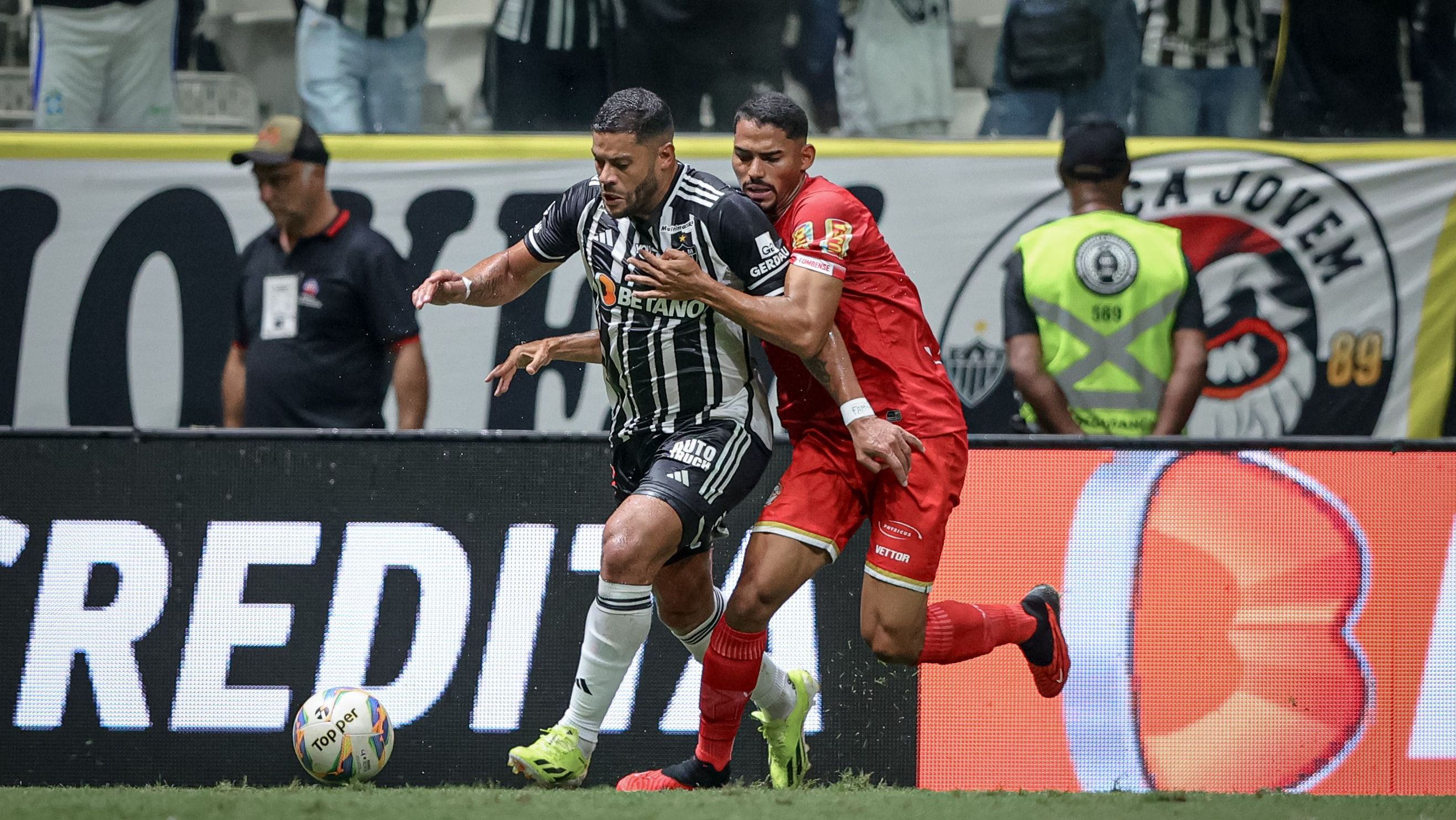 Atlético-MG e Tombense em campo pelo Campeonato Mineiro