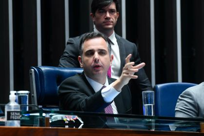 O presidente do Senado, Rodrigo Pacheco (PSD-MG), durante sessão