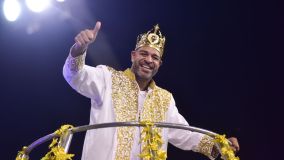Adriano Imperador veio no último carro do Camisa Verde e Branco