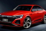 Audi SQ8 Sportback e-tron: SUV entrega muito luxo por R$ 835 mil