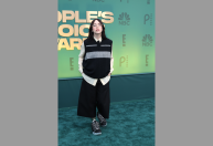 People´s Choice Awards 2024: veja os looks dos famosos no tapete vermelho