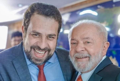 O deputado federal Guilherme Boulos (PSOL-SP) e o presidente da República, Luiz Inácio Lula da Silva (PT)