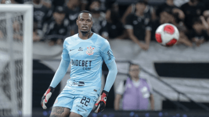Carlos Miguel não joga mais pelo Corinthians