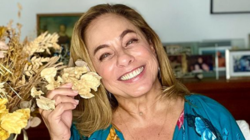 Cissa Guimarães vai apresentar programa "Sem Censura" na TV Brasil a partir da próxima segunda-feira (26)