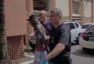 Sequestradores que usaram máscaras para capturar idoso são presos no Rio