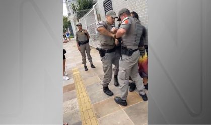 Ação Brigada Militar homem negro