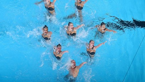 Bill May compete com a equipe mista do Time Estados Unidos no Mundial de Esportes Aquáticos de Doha, onde conseguiu a vaga nos Jogos Olímpicos de Paris 2024
