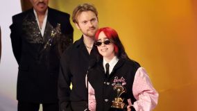 Billie Eilish ganhou o prêmio de Canção do Ano por &quot;What Was I Made For&quot; no Grammy deste domingo (4)