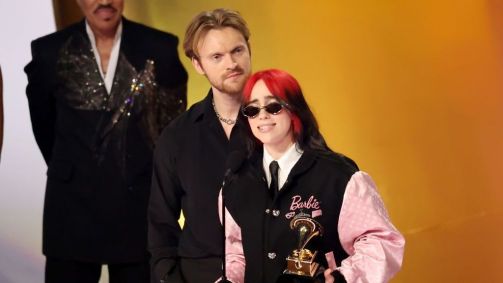 Billie Eilish ganhou o prêmio de Canção do Ano por &quot;What Was I Made For&quot; no Grammy deste domingo (4)