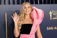 Margot Robbie muda de nome secretamente em documentos; veja como ficou