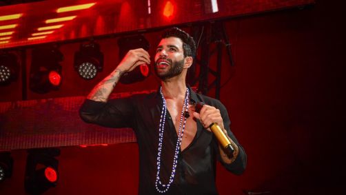 Gusttavo Lima canta em camarote no Carnaval de Salvador
