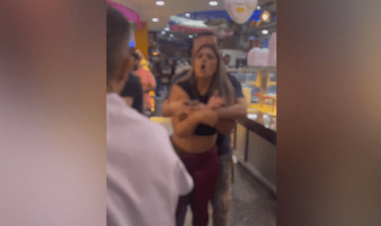 Mulher que agrediu casal gay é intimada pela polícia a prestar depoimento