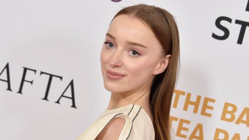 Atriz Phoebe Dynevor