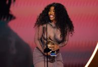 SZA promete música nova antes do ano acabar
