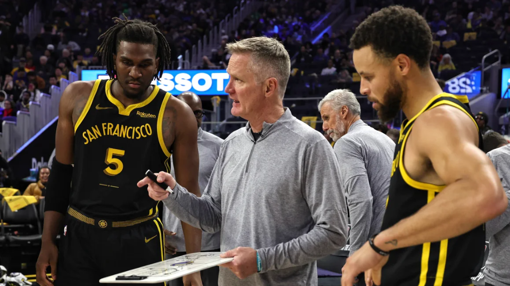Imagem de destaque do post: Técnico dos Warriors perde casa em incêndio devastador em Los Angeles