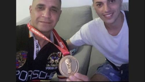 Foi levantada a suspeita da medalha se tratar de uma réplica