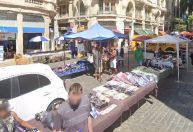 Prefeitura investiga cobrança semanal de R$ 100 a barraqueiros no centro do Rio