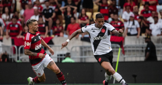 Vasco e Flamengo se enfrentam no Brasileiro