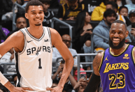 Vitória dos Lakers sobre os Spurs tem feito de Wembanyama e top 3 para LeBron