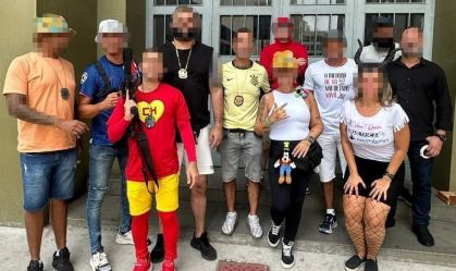 Policiais disfarçados durante o Carnaval de São Paulo
