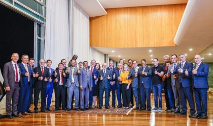 Lula reuniu lideranças políticas no Alvorada nesta quinta-feira (22)