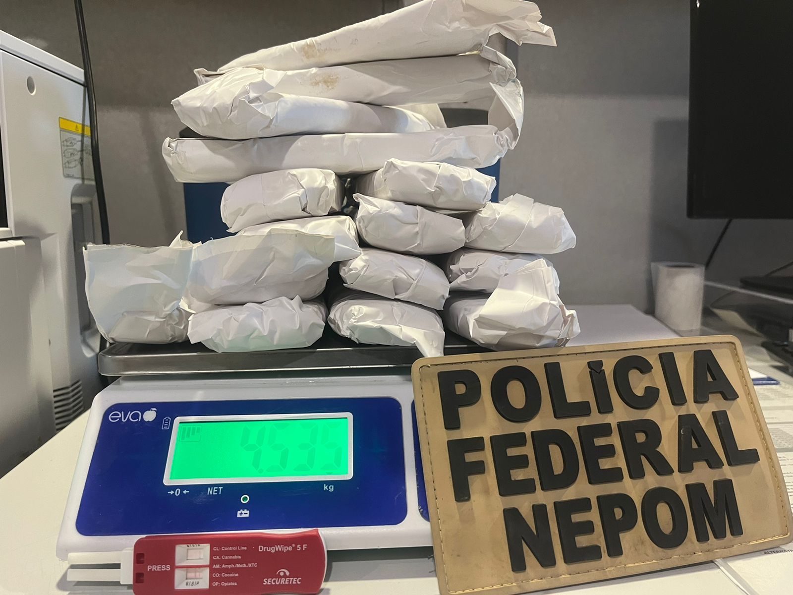 Homem com 5kg de cocaína é preso pela PF em cruzeiro, no Rio
