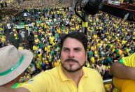 Na Paulista, Marcos Do Val é barrado ao tentar ter acesso ao trio de Bolsonaro