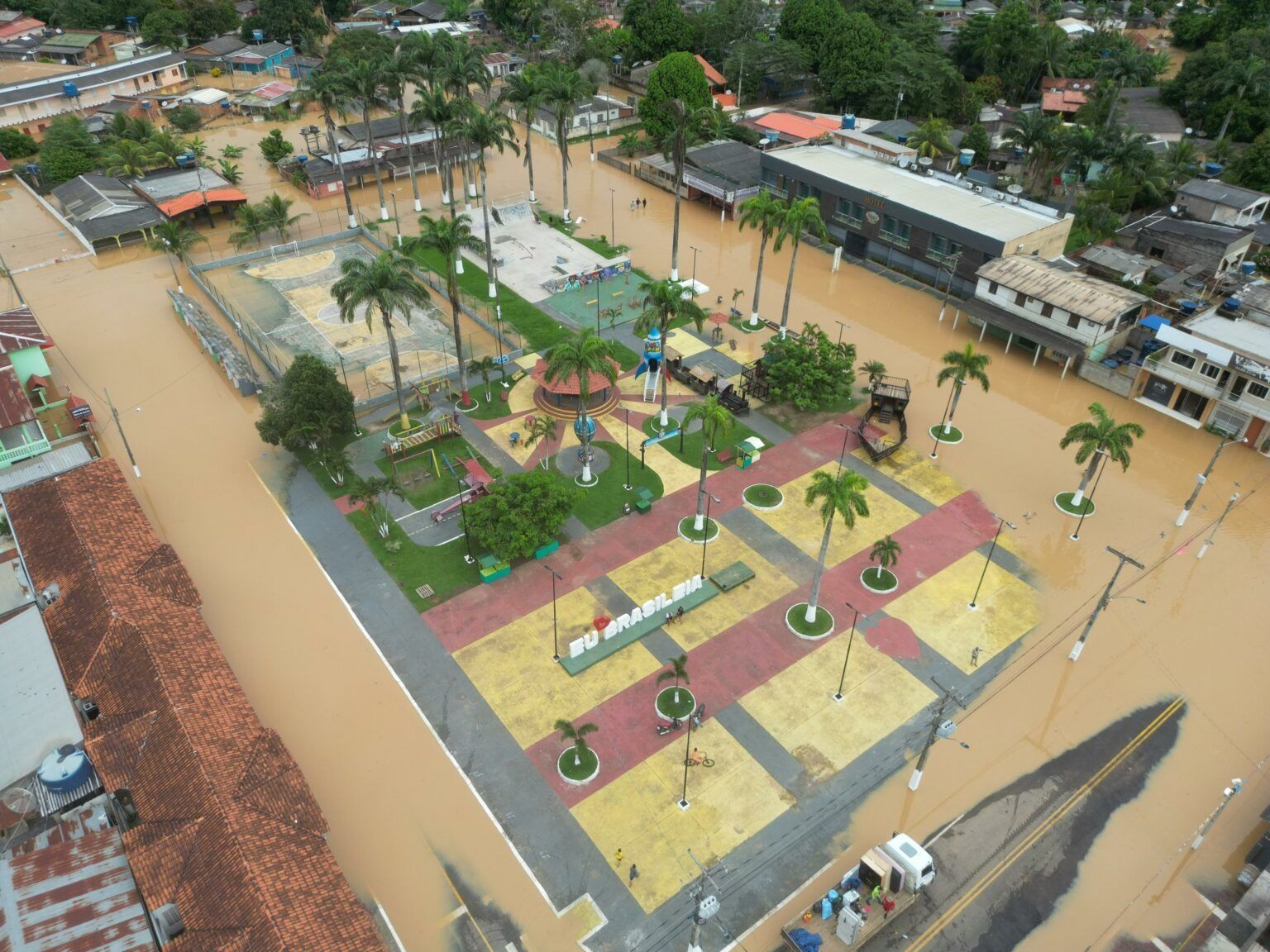 Governo do Acre decreta estado de emergência devido às fortes chuvas em 17 cidades