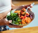 Sequestro da amígdala: como seu cérebro pode te fazer sabotar suas dietas