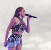 Anitta no ensaio de seu bloco no Memorial da América Latina em São Paulo neste domingo (4)