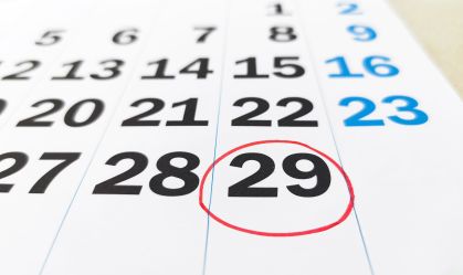 calendar of february in leap year with 29 number in red circle