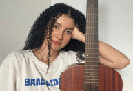 Quem é Aymeê, cantora gospel que viralizou com alerta para exploração sexual