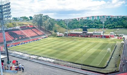 Vitória x Ferroviário: horário e onde assistir ao jogo da Copa do Nordeste