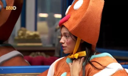 bbb-24-alane-se-explica-apos-ganhar-pulseira-de-alvo-