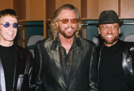 Ridley Scott é cotado para dirigir cinebiografia dos Bee Gees