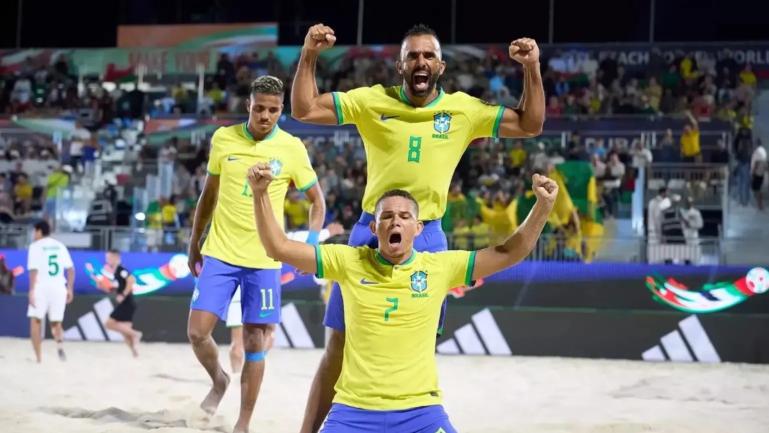Seleção Brasileira venceu Omã na estreia da Copa do Mundo de Beach Soccer