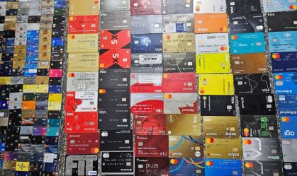 SP: homem é preso com mais de 450 cartões bancários nos arredores do sambódromo