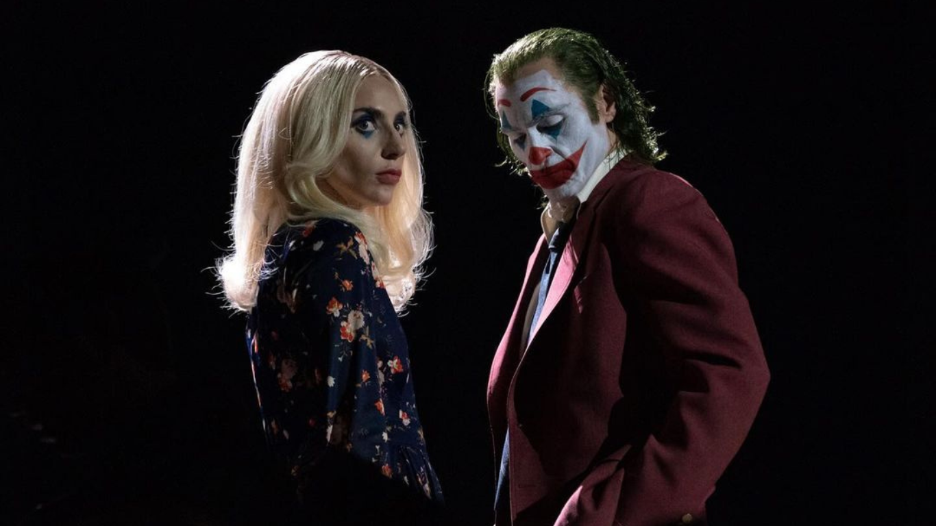 Joaquin Phoenix e Lady Gaga em nova foto de "Coringa 2"
