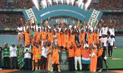 De quase eliminada a campeã: Costa do Marfim vira sobre Nigéria e leva a Copa Africana